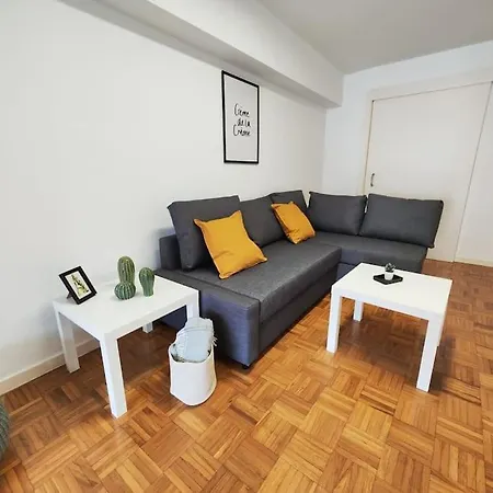 Centro De Garaje Apartment Vigo